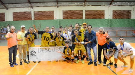 Equipe Descubra vence Campeonato de Futsal categoria sub-18