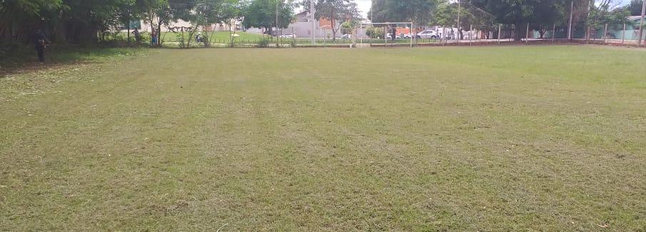 Campo de futebol de Bonito tem gramado revitalizado 
