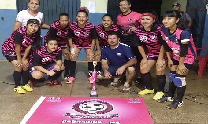 Pró Ativa's faturam título do Torneio Dia Internacional da Mulher