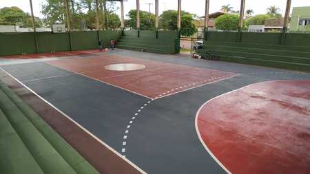 Quadras esportivas de escolas recebem reparos em Sidrolândia﻿