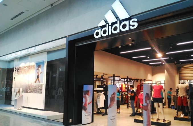 Marcas esportivas Adidas e Reebok criam ação para auxilar OMS 
