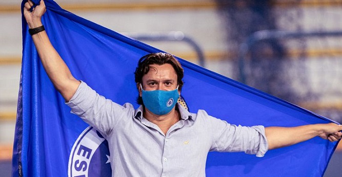 Cruzeiro anuncia novo presidente, em meio a crise