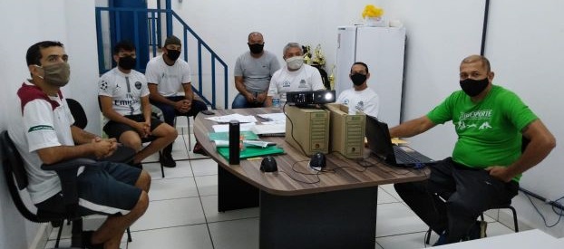 Equipe da Fema participa de seminário da Fundesporte