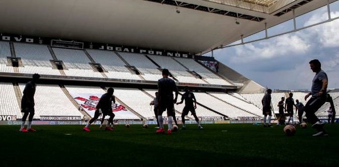 Atletas do Corinthians e Botafogo testam positivo para covid-19