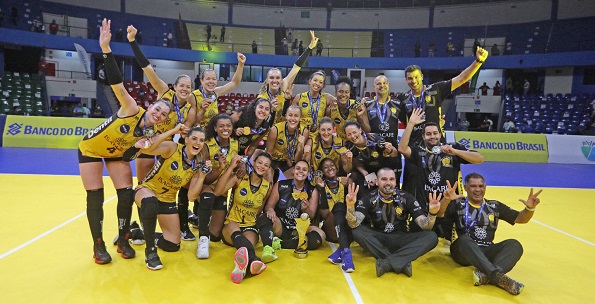 Dentil/Praia Clube conquista título da Supercopa, em Campo Grande