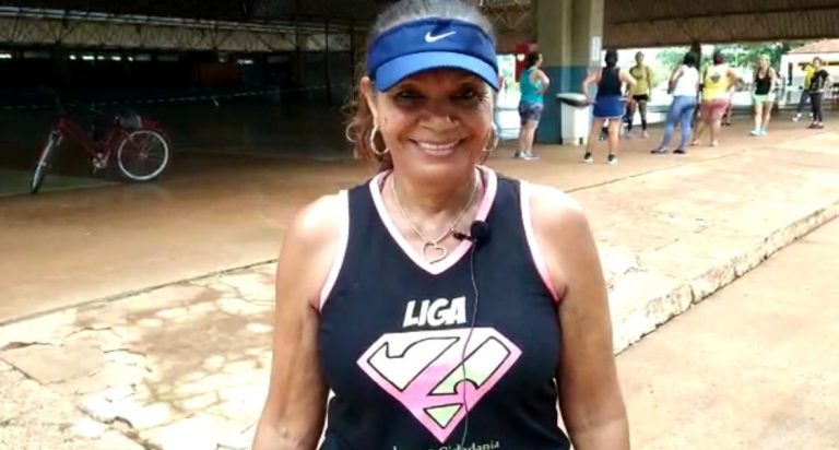 Cabelereira melhora insônia após início das práticas esportivas