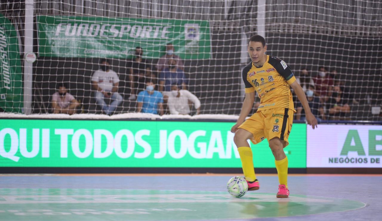 Juventude vence a primeira e Passo Fundo aplica a maior goleada