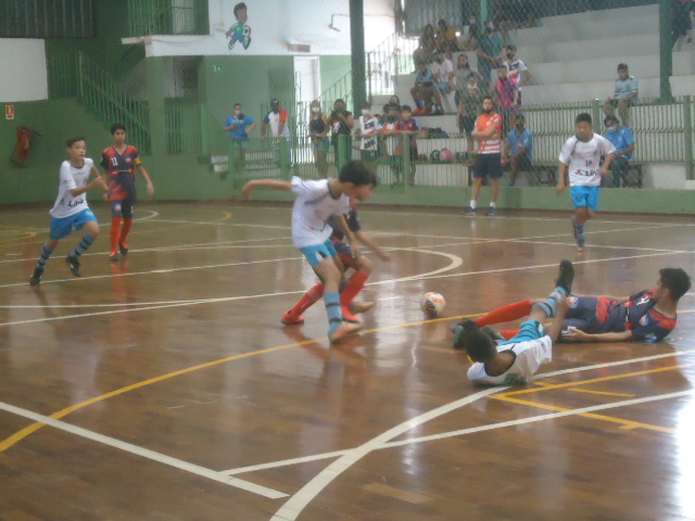 Em rodada de 27 gols, confira os resultados da Copa Pelezinho de Futsal