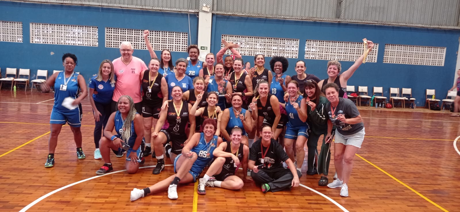 Equipe feminina de basquete master de MS é campeã de competição realizada em Marília/SP 