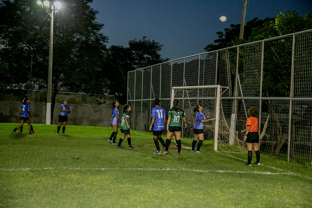 Equipe de Corumbá vence o Campeonato de Futebol Feminino