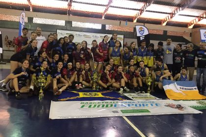 Equipe feminina da TL é vice-campeã estadual de Basquetebol