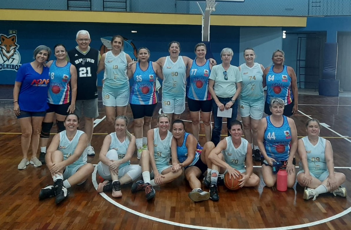 Basquete Feminino Master de MS é campeão de torneio em Marília- SP