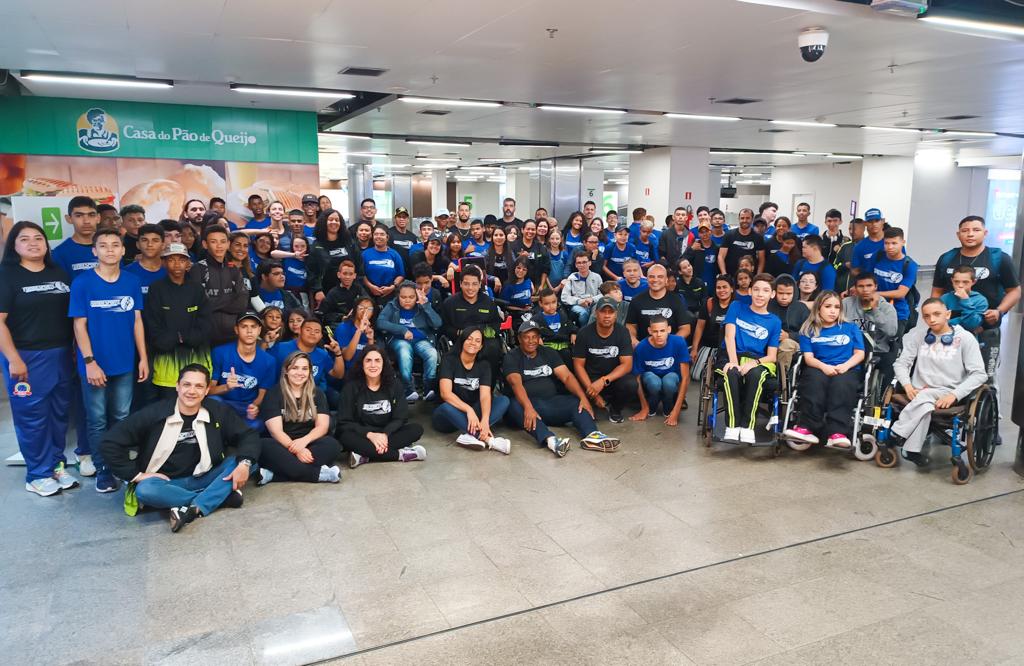 Seleção embarca para disputar a etapa regional das Paralimpíadas