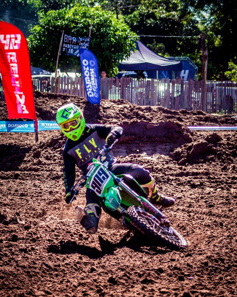 Pilotos aquidauanenses participam de campeonatos de Velocross