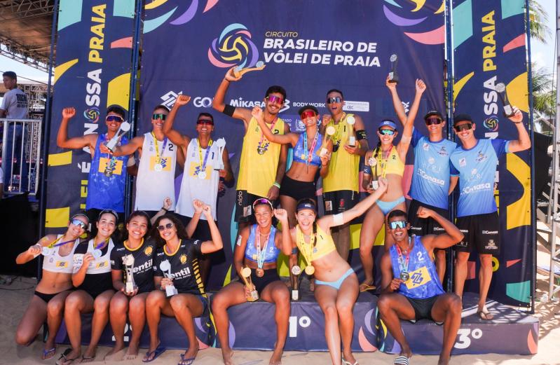 Julhia/Karem e Pedro/Henrique são campeões do Circuito de vôlei de praia