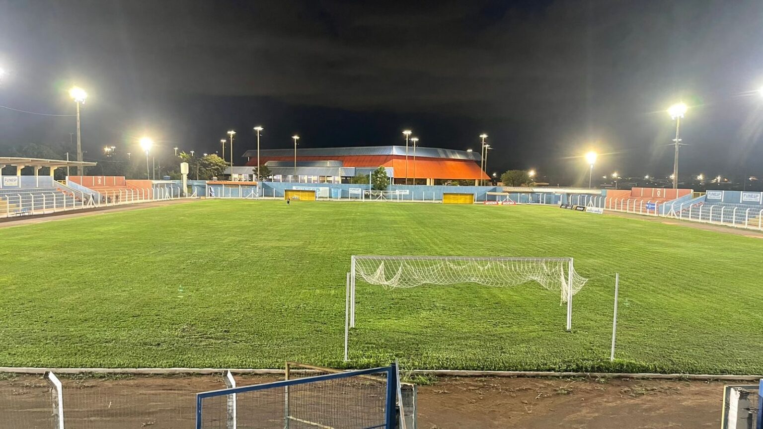 Prefeitura investe em melhorias no estádio Jacques da Luz