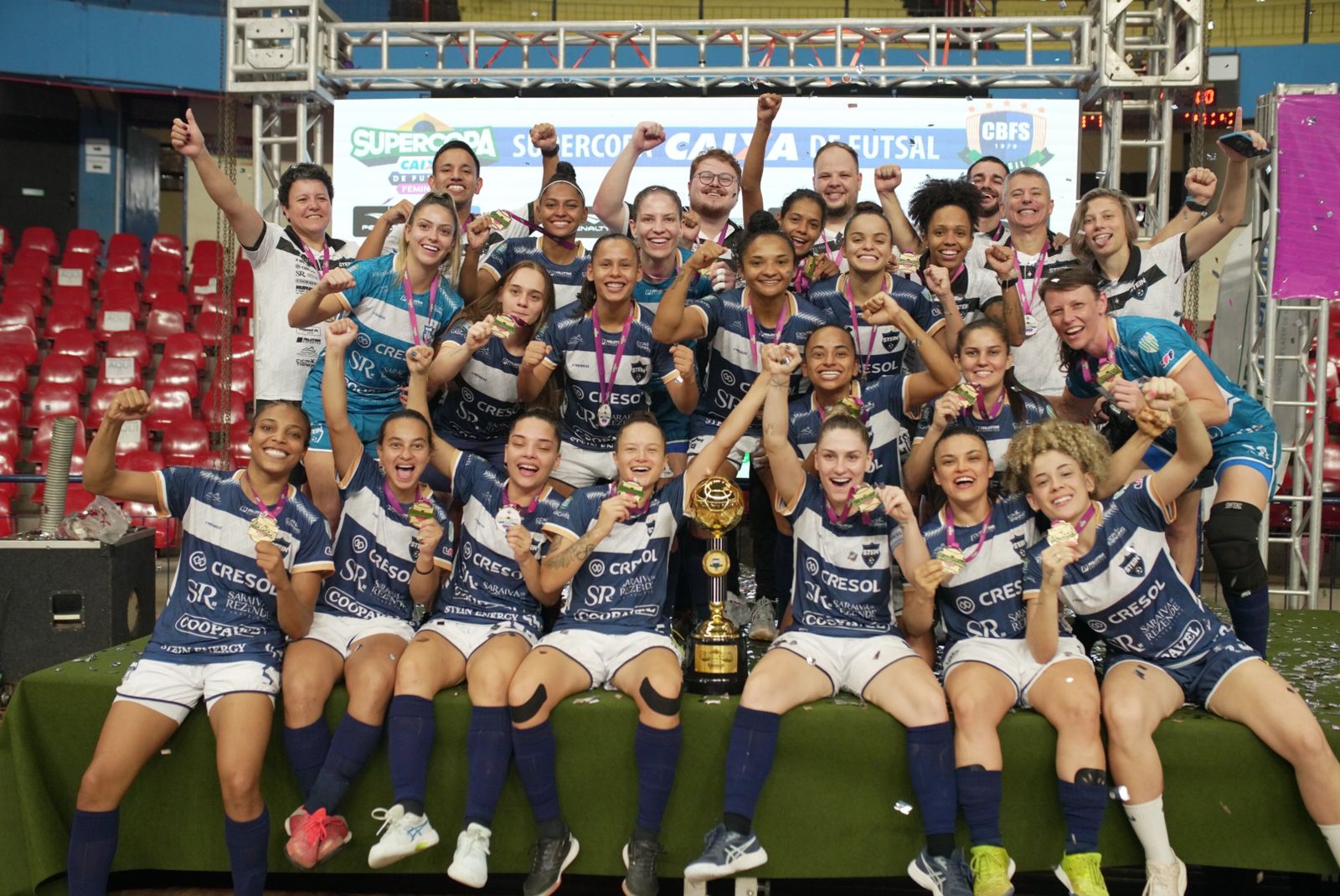 Stein Cascavel chega ao bicampeonato da Supercopa Feminina de Futsal
