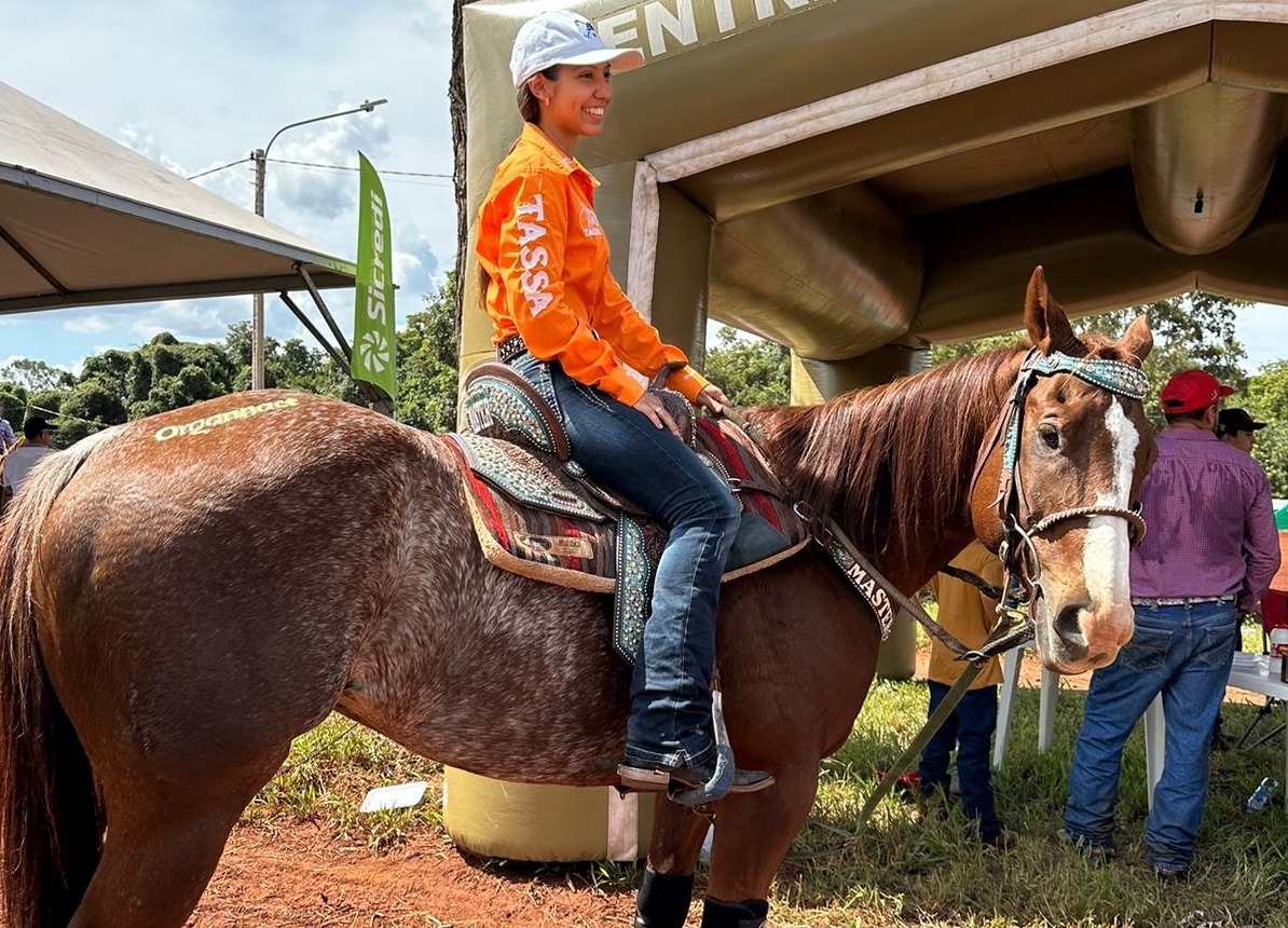 Luana Bastos conquista outro título na competição dos três tambores