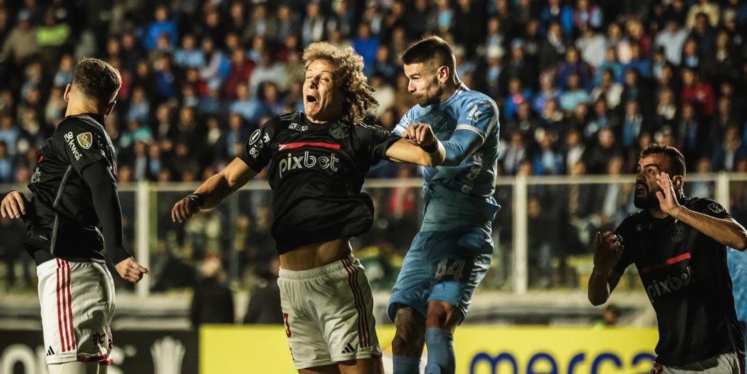 Flamengo decide futuro na Copa Libertadores diante do Bolívar