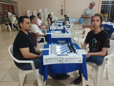 Enxadristas de Nova Andradina se destacam em Torneio Nacional
