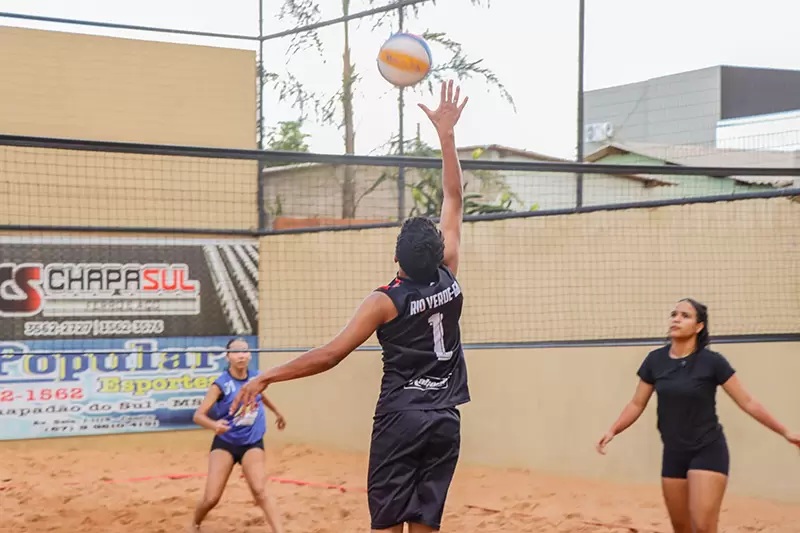 Final de Semana de Vôlei de Praia e Fé em Chapadão do Sul