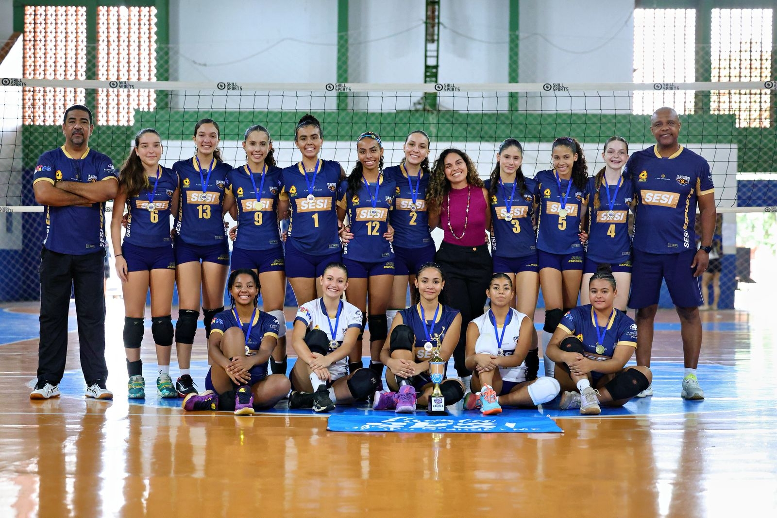 Vôlei feminino da Escola Sesi Campo Grande é campeão de torneio