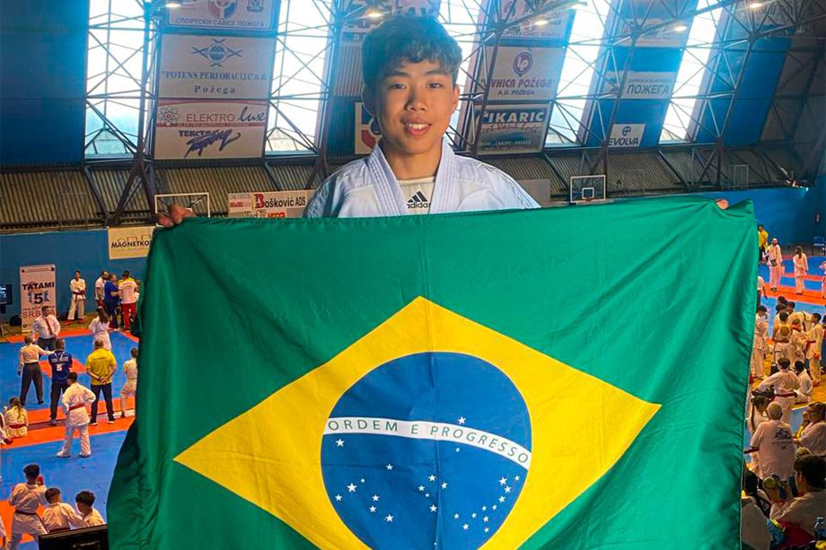 Karateca Thomas Ryu Kobayashi representa TL na Gymnasiade U15 na Sérvia