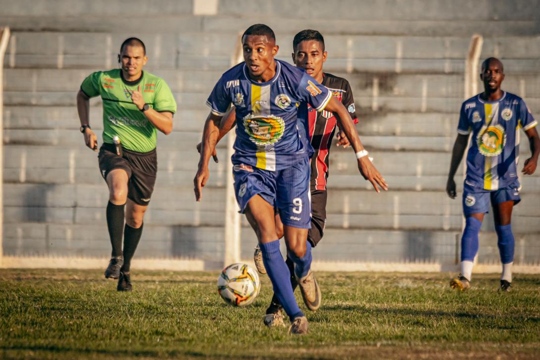 MAC vence Taveirópolis fora de casa e assume liderança da Série B Estadual