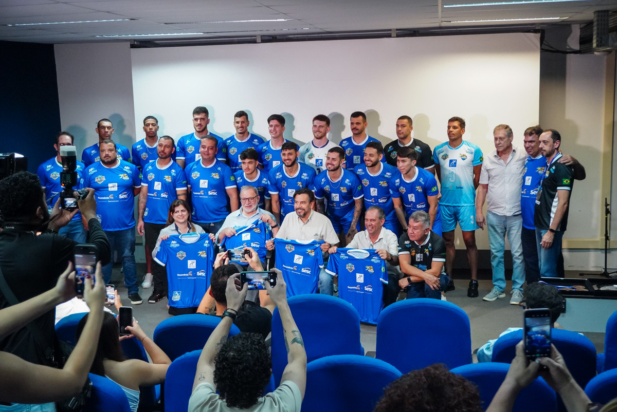 Sesc MS Vôlei oficializa acesso à Superliga B masculina e apresenta nova equipe