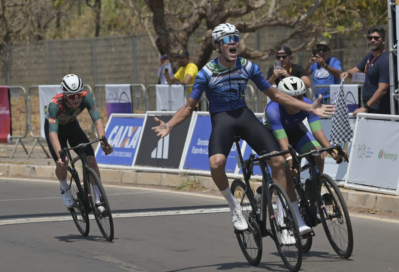 Retrospectiva 2025: Fundesporte celebra conquistas no esporte escolar