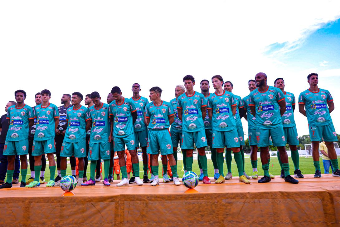 Naviraiense apresenta elenco e projeta retorno ao protagonismo no futebol estadual