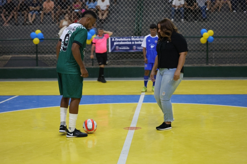 Ginásio Municipal recebe abertura do Campeonato de Férias de Futsal