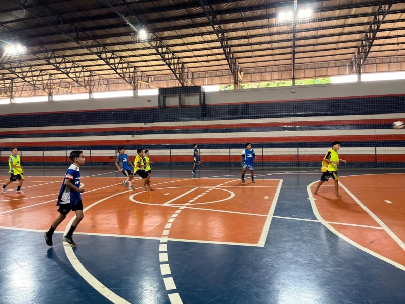Jovens talentos brilham na Escolinha de Futsal de Aparecida do Taboado