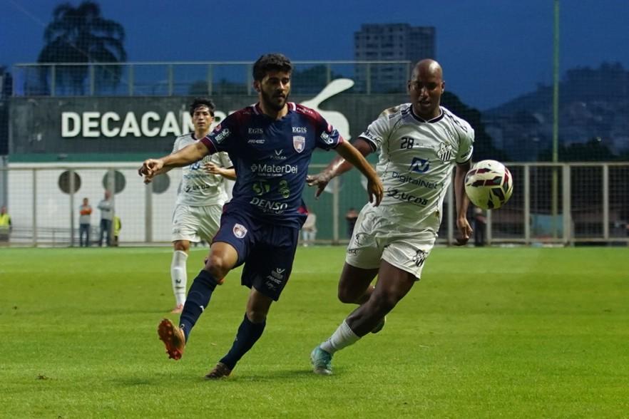Operário perde para o Betim e fica fora...