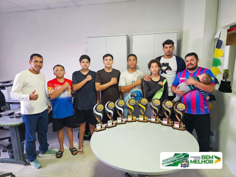 Handebol de Chapadão do Sul celebra oito troféus conquistados na Copa Regional