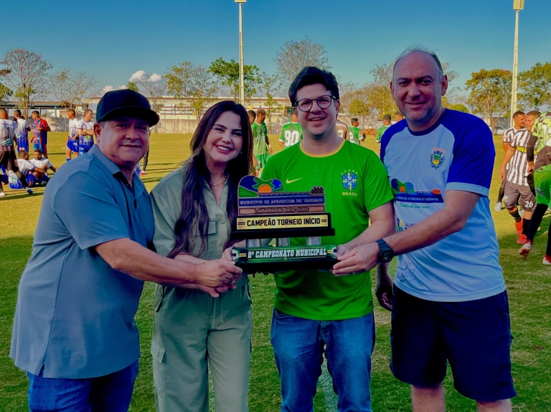 2º Campeonato Municipal de Futebol de Campo tem abertura de sucesso e reúne autoridades e grande público no Pereirão