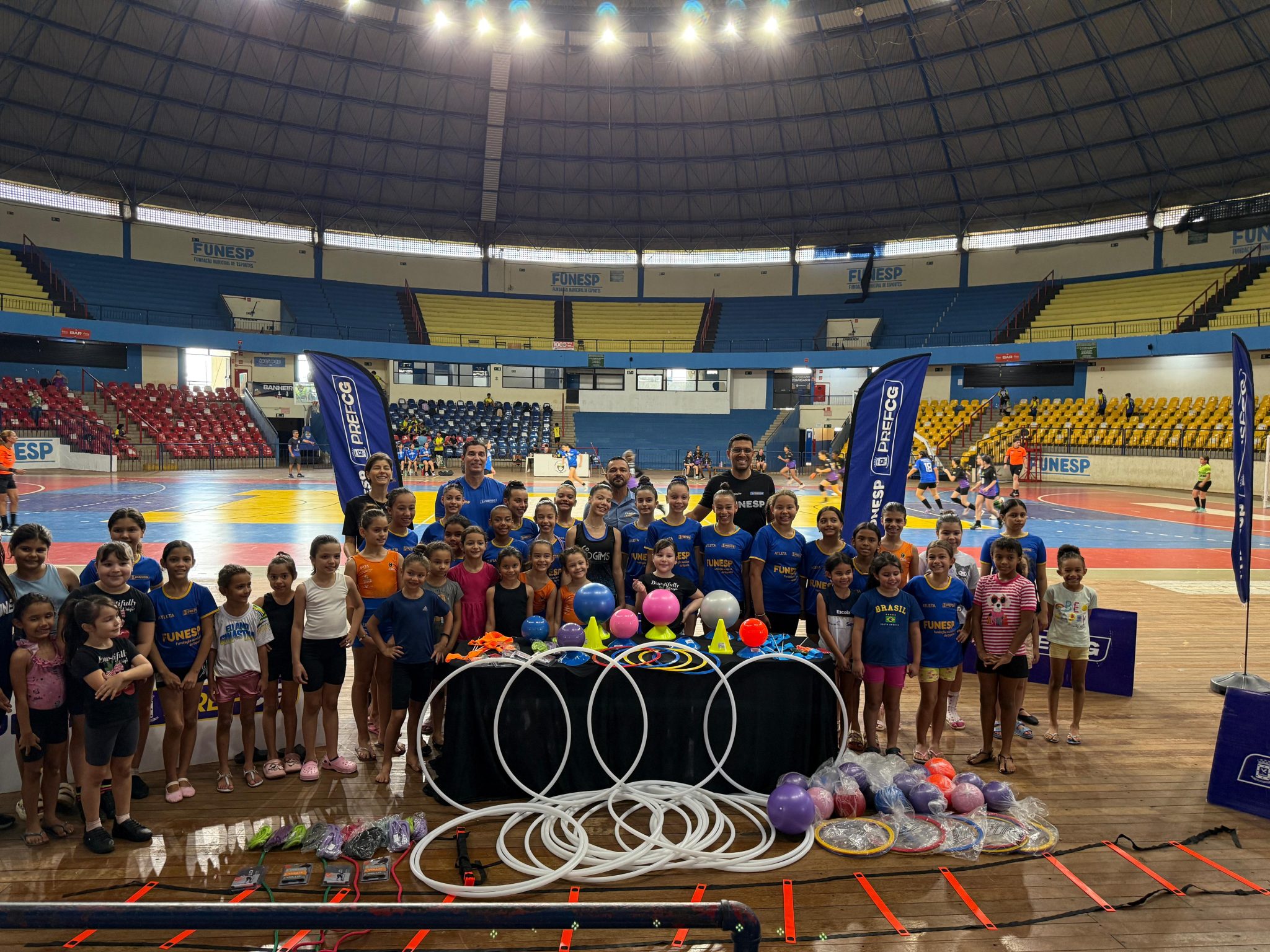 Funesp entrega novos materiais esportivo...